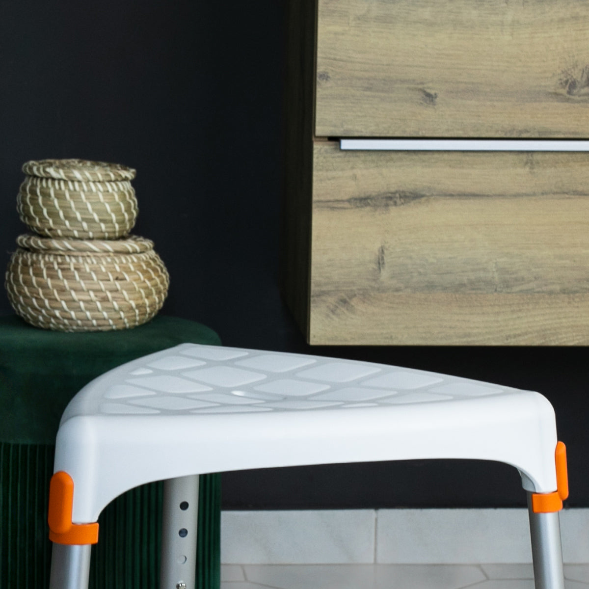 King Triangle Stool Height Adjustable with Tray