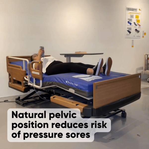 Rakusho Z Electric Luxury Homecare Bed | Paramount Japan - The