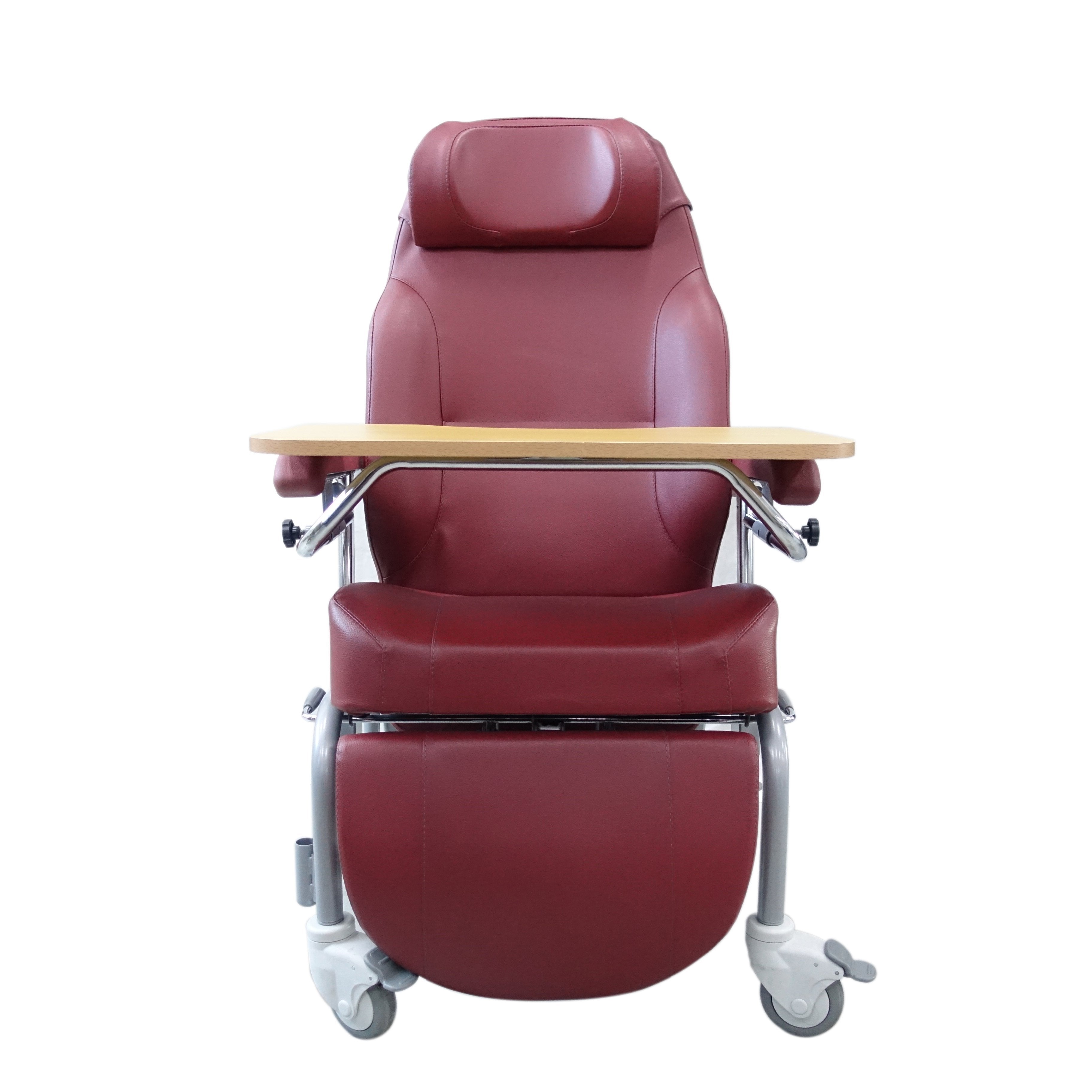 Geriatric clearance recliner chair